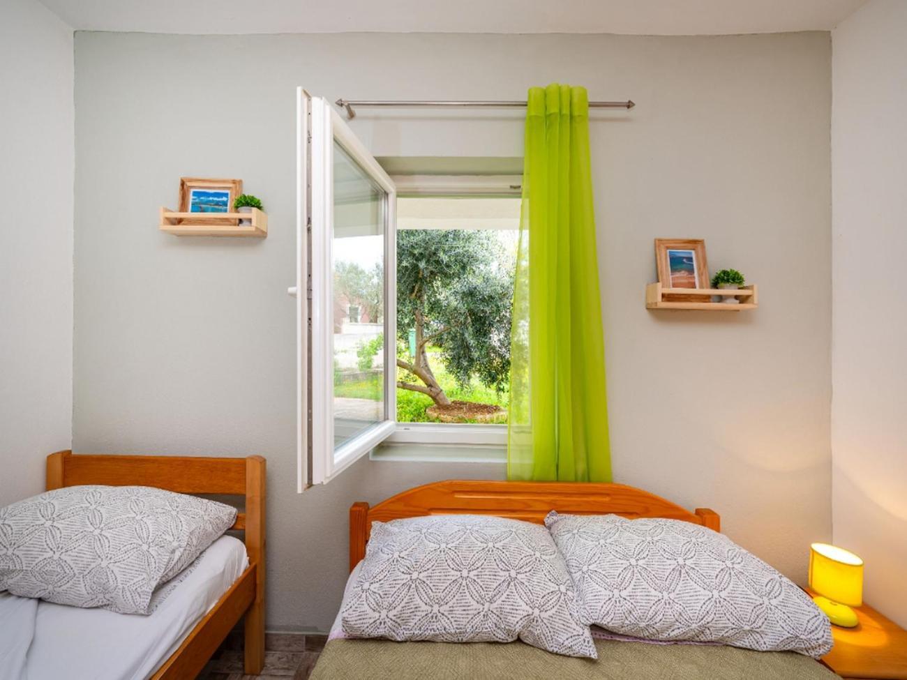 Apartments With A Parking Space Nin, Zadar - 10414 객실 사진