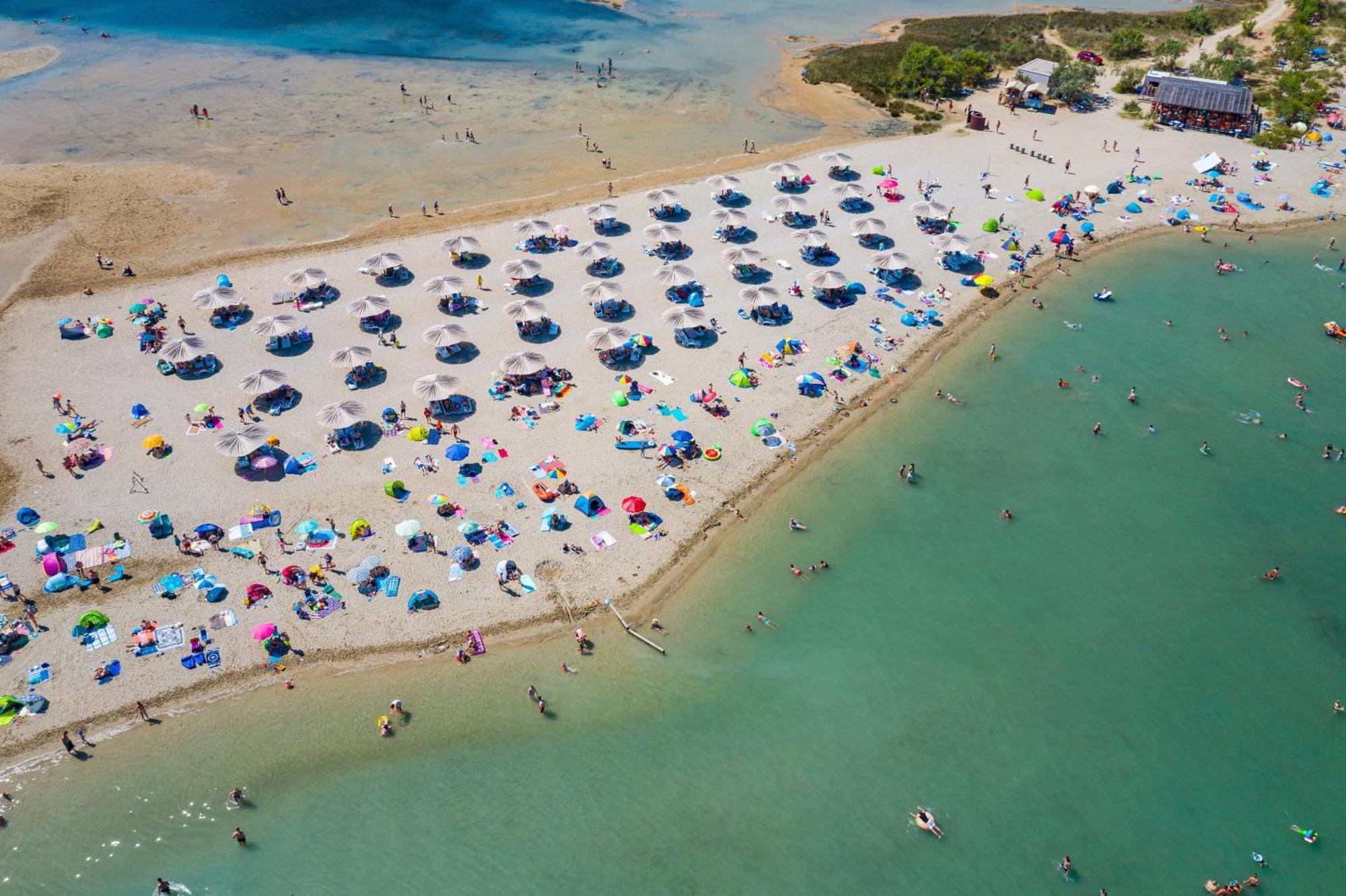 Apartments With A Parking Space Nin, Zadar - 10414 외부 사진